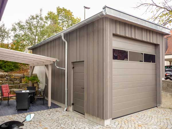 Wohnmobil-Garage mit Dachbegrünung